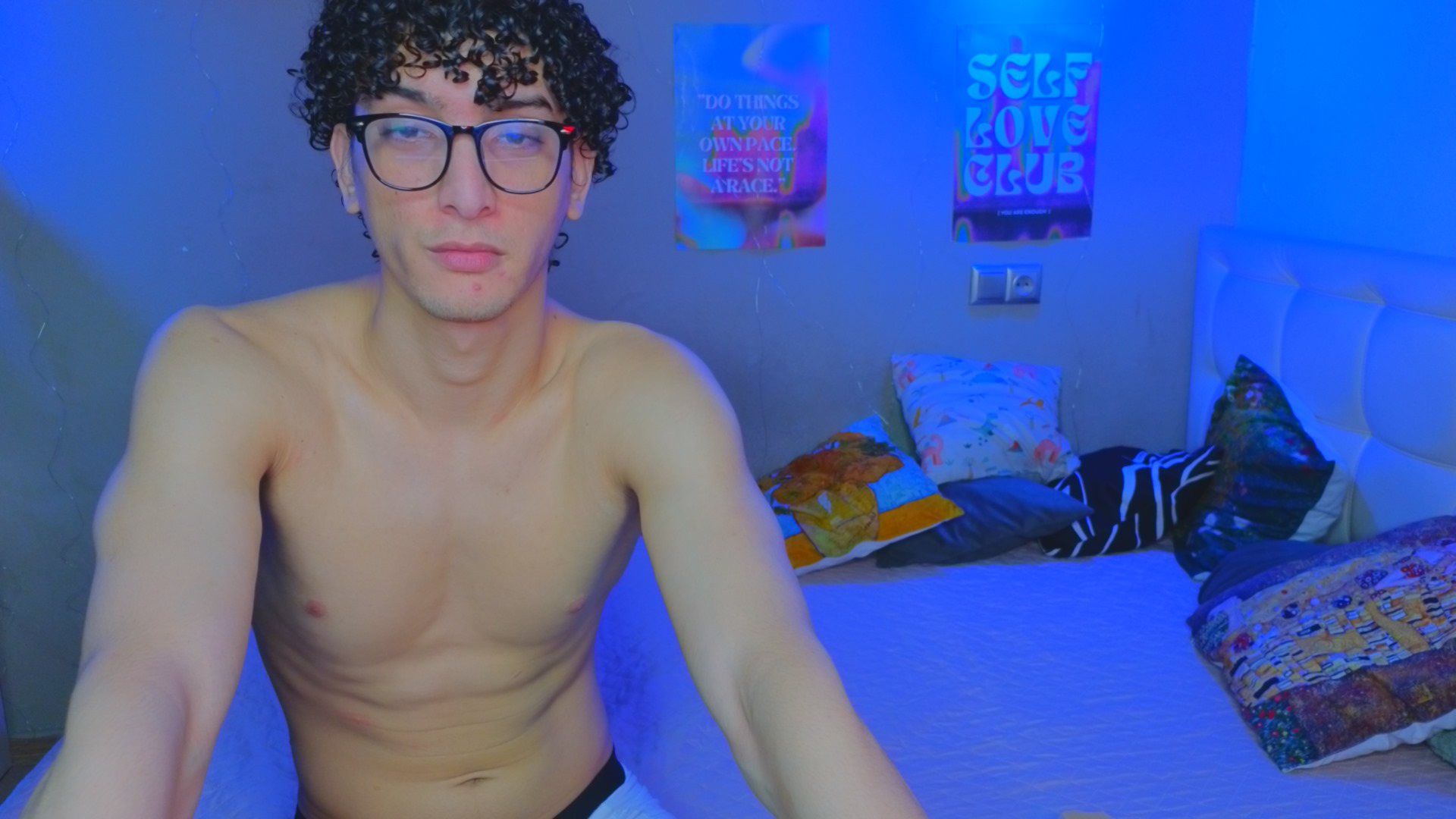 Webcam Model _side_by_you_ Videos