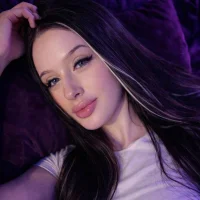 Webcam Model HarriettDivito Videos