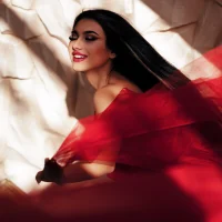 Webcam Model KyraHill_ Videos