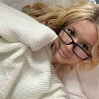 Webcam Model moonavelle Videos