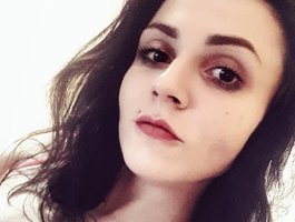 Webcam Model yuliyazai Videos