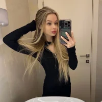 Webcam Model -RIVIERA- Videos