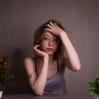 Webcam Model WillaFerran Videos
