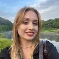 Webcam Model MaaryJonnes Videos