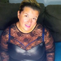 Webcam Model schouronde06 Videos