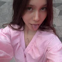 Webcam Model DarkenedPact Videos