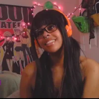 Webcam Model nintendhoe Videos