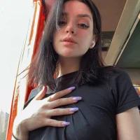 Webcam Model Adella-Mur Videos