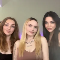 Webcam Model MagicEyess Videos