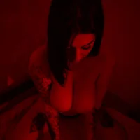 Webcam Model YourViki Videos