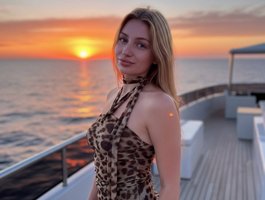 Webcam Model AdenaCoffland Videos