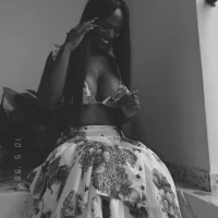 Webcam Model Bustykeyla Videos
