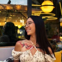 Webcam Model HildGloss Videos
