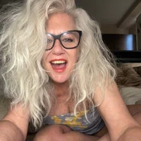 Webcam Model CrazyBionda Videos