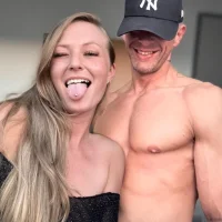 Webcam Model _GetOnMyDick_ Videos