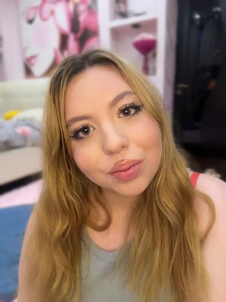 Webcam Model AnessaXroseX Videos