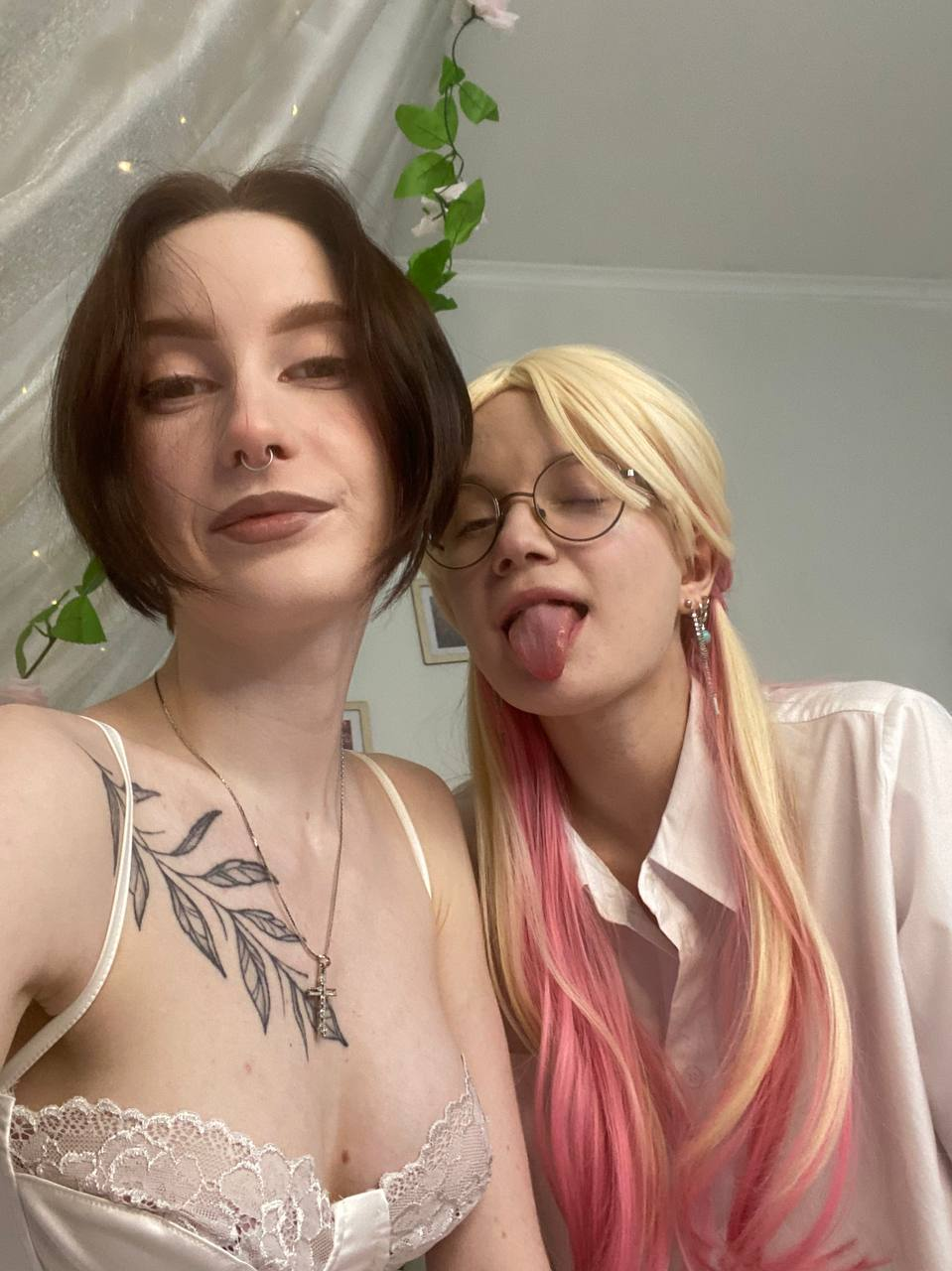 Webcam Model Lil_tits_girls Videos