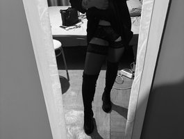 Webcam Model Adelins Videos