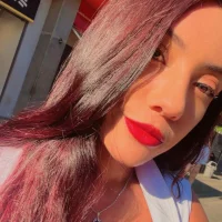 Webcam Model naomi_kyse Videos