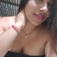 Webcam Model zairabreze Videos