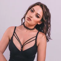 Webcam Model MalibuMiley Videos