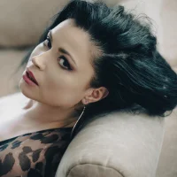 Webcam Model TessDiamond Videos