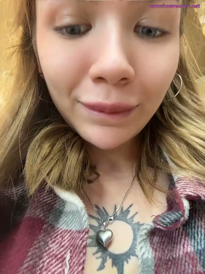 FlashTitsRoyal