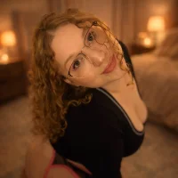 Webcam Model EmmieRae Videos