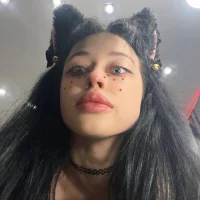 Webcam Model DiVossnes Videos