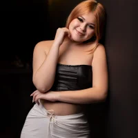 Webcam Model yez_hot_ggh Videos