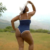 Webcam Model LiliYoung Videos