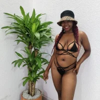 Webcam Model CandyKiing Videos