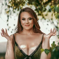 Webcam Model TanyaJade Videos