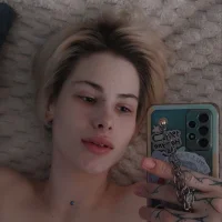 Webcam Model DarcyScott Videos