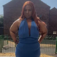 Webcam Model CurvySashia Videos