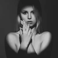 Webcam Model MilllkiWay Videos