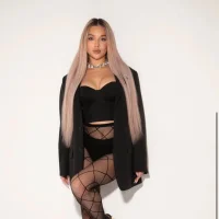 Webcam Model Elsieblow Videos