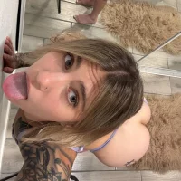 Webcam Model NatalieKneals Videos