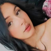 Webcam Model Maia_Sigs Videos