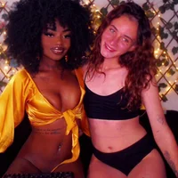 Webcam Model shanelandebony Videos