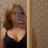 Webcam Model EmmaRisky Videos