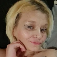 Webcam Model lindzybella Videos