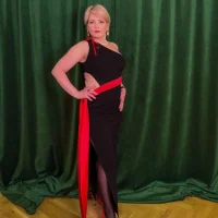 Webcam Model BlondeBrilliant7 Videos