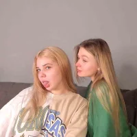 Webcam Model milskills Videos
