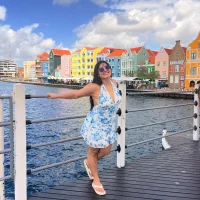 Webcam Model Lia_flowers Videos