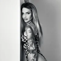 Webcam Model LeahGold_ Videos