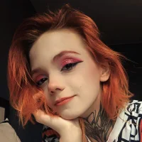Webcam Model ShadowEllie Videos