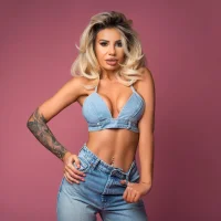 Webcam Model TheBaeWatch Videos