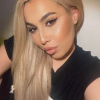Webcam Model EllaMoonrow Videos