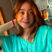Webcam Model AraColburn Videos